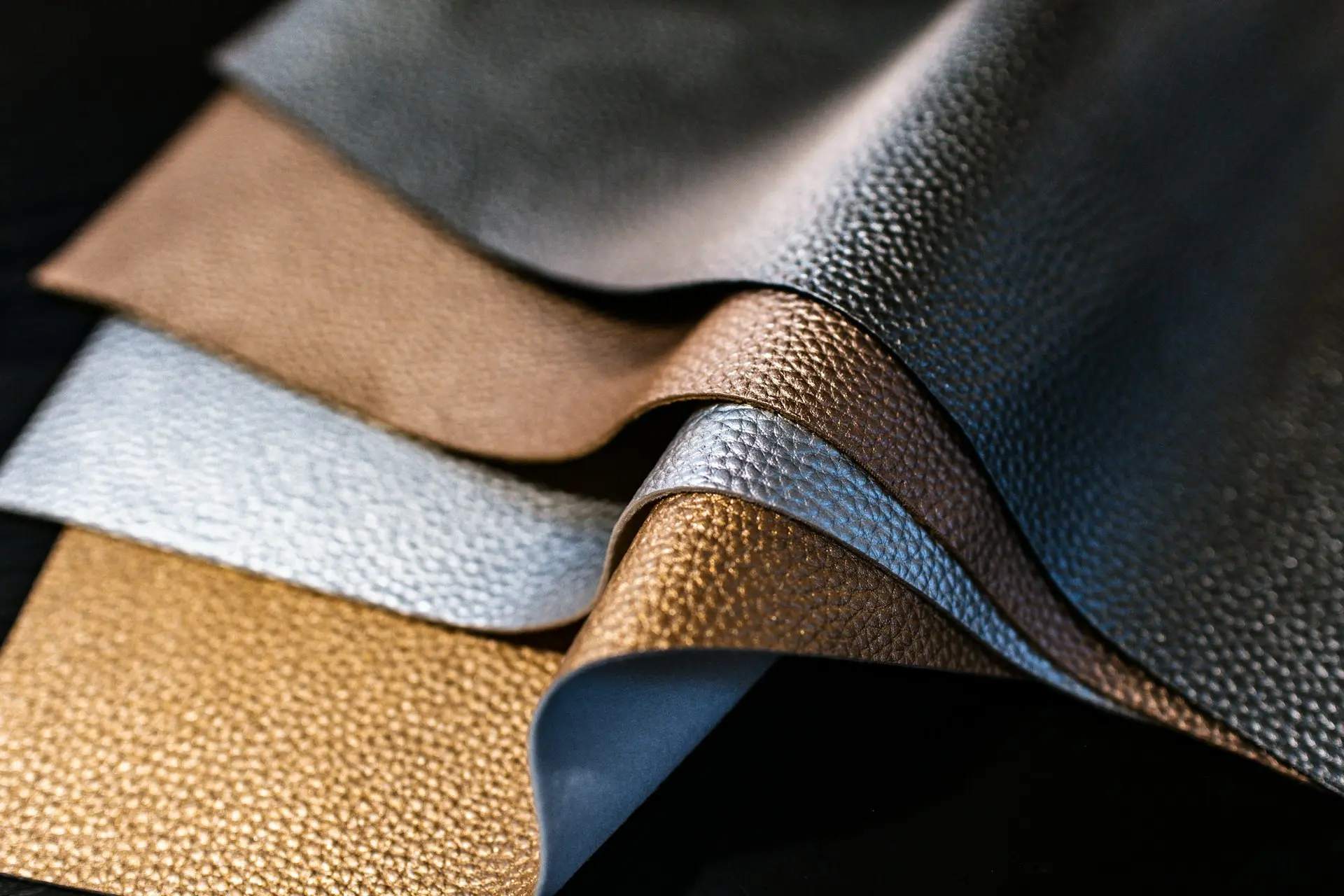selective-focuGenuine Indian leather products for global export – Hoysala Internationals of photography of assorted color of leather