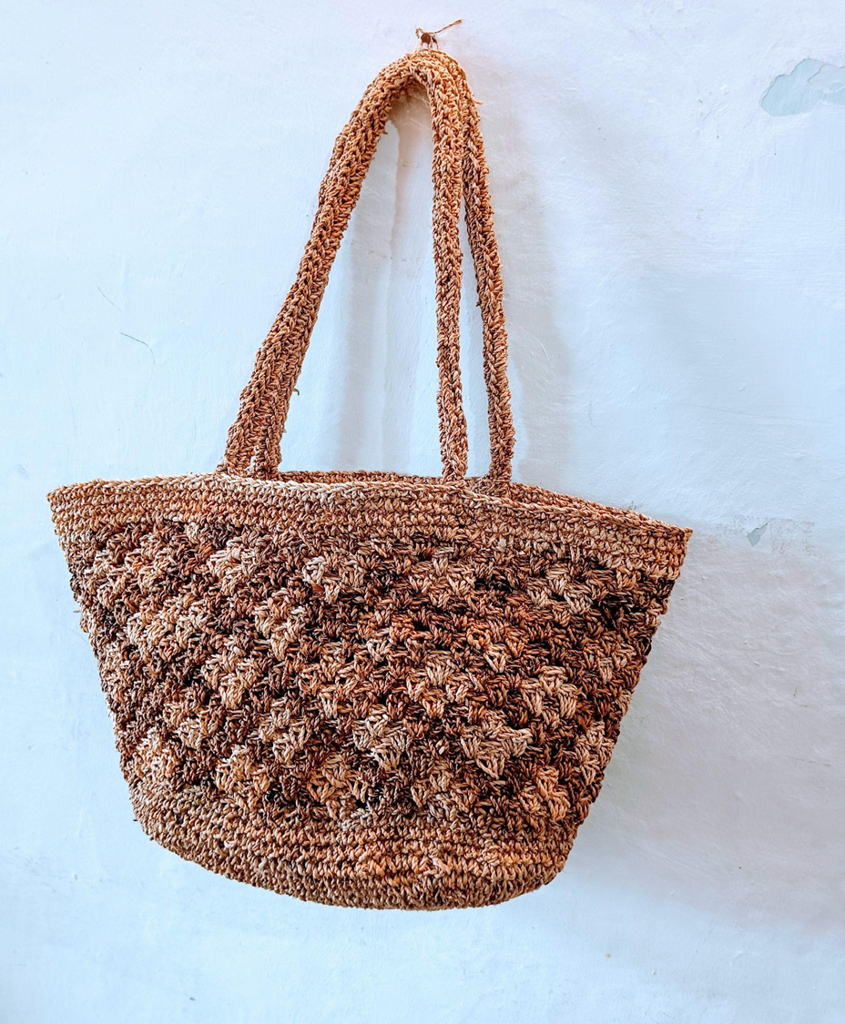 Shaded Banana Fibre Handbag – Handwoven elegance from India