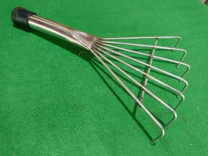 Premium Stainless Steel 7-Toothed Hand Raker for Gardening – Export Quality Tool from India