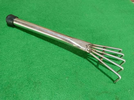 Durable Stainless Steel 5-Toothed Garden Rake – Precision Hand Tool for Landscaping and Soil Aeration