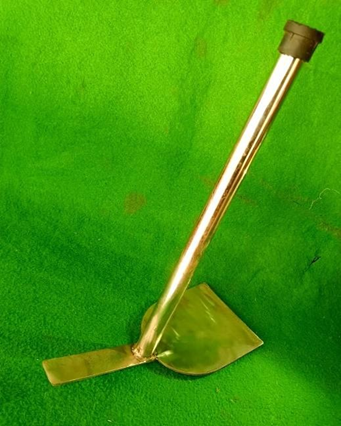 Forged Steel Pickaxe for Tough Soil and Rock Breaking – Professional Garden & Construction Tool for Export