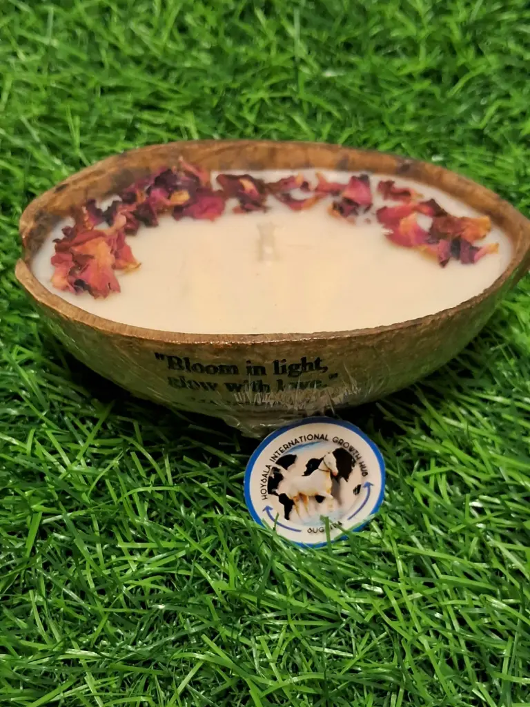 Coconut Shell Rose Candle 🥥