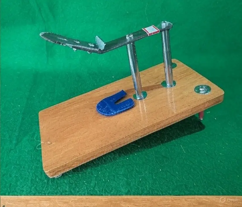 TABLE TOP COCONUT GRATER