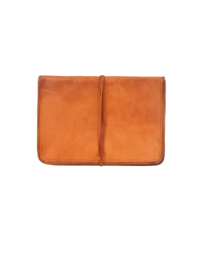 Handmade Vegetable-Tanned Leather Laptop Sleeve | Premium Goat Leather Case with Padded Compartment & Velvet Lining | Slim Protective Cover for 13” / 15” Laptops | Anti-Fade, Durable, Artisanal Craft